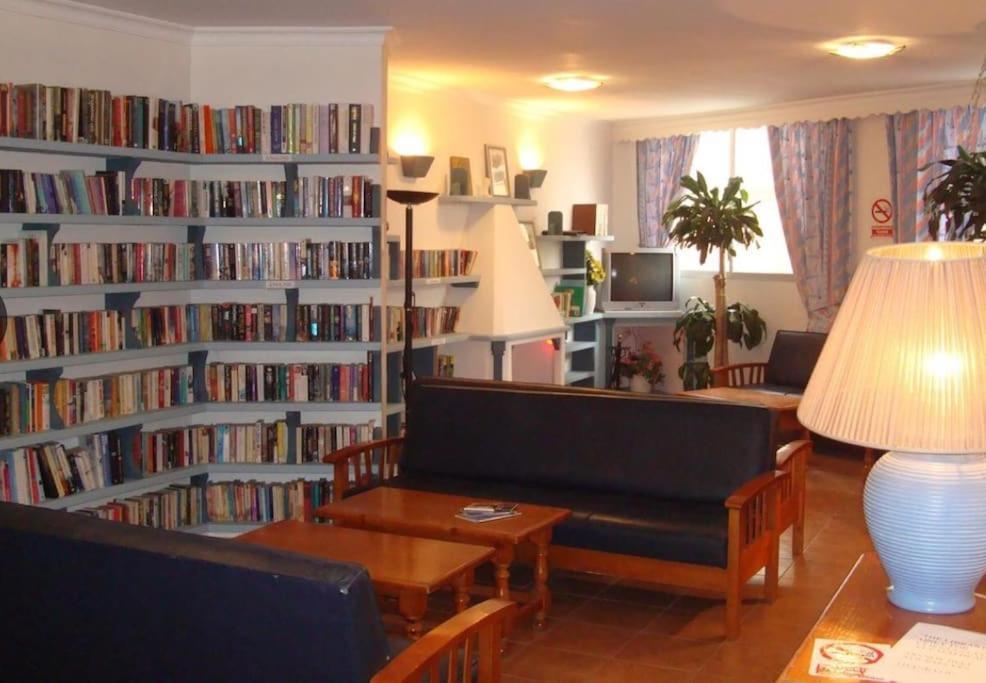 Apartamento En La Carihuela Torremolinos Bagian luar foto