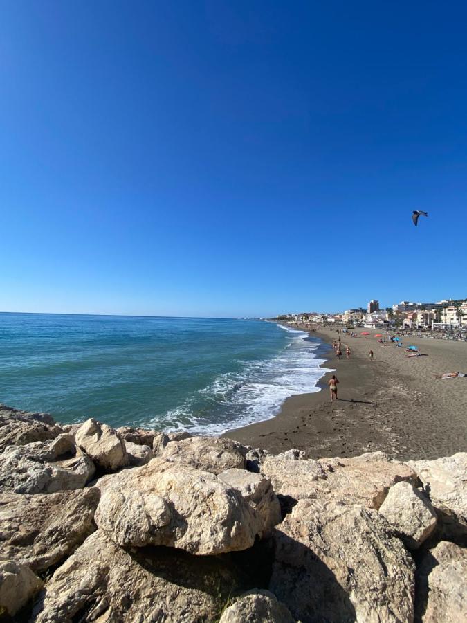 Apartamento En La Carihuela Torremolinos Bagian luar foto